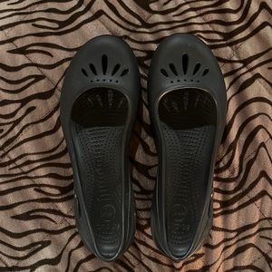 Womens Croc Flats
